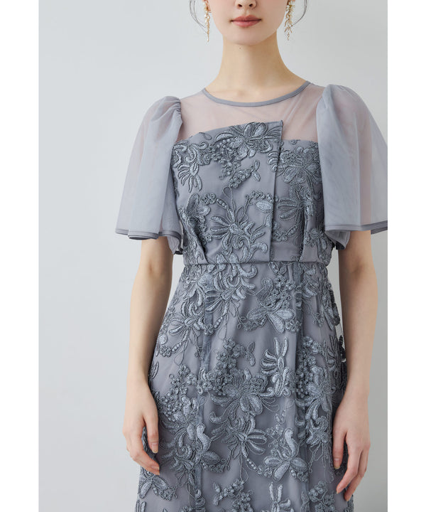 {"color":"\u30b0\u30ec\u30a4\u30c3\u30b7\u30e5\u30d6\u30eb\u30fc","info":"model\uff1aH166cm size\uff1aM"}