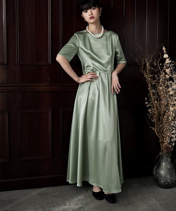 {"color":"\u30ab\u30fc\u30ad","info":"model\uff1aH163cm size\uff1aM"}