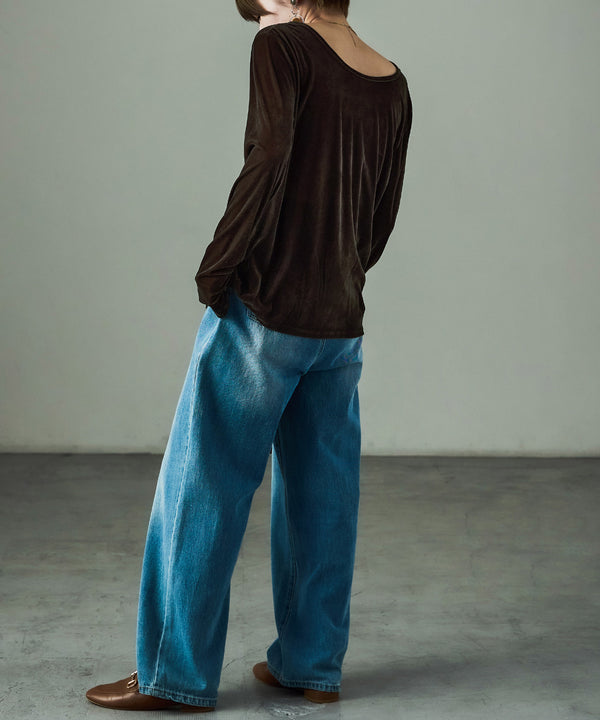 {"color":"\u30d6\u30e9\u30a6\u30f3","info":"model\uff1aH158cm size\uff1aM"}