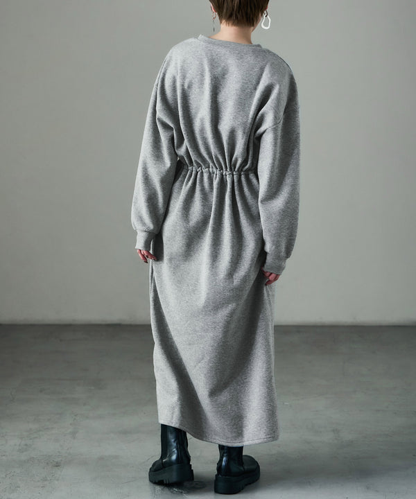 {"color":"\u30b0\u30ec\u30fc","info":"model\uff1aH158cm size\uff1aM"}