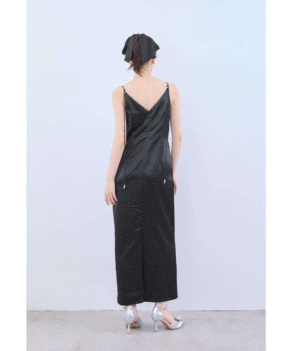 {"color":"\u30d6\u30e9\u30c3\u30af\u00d7\u30b7\u30eb\u30d0\u30fc","info":"model\uff1aH166cm size\uff1aM"}