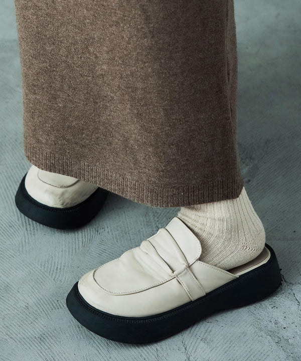 {"color":"","info":""}