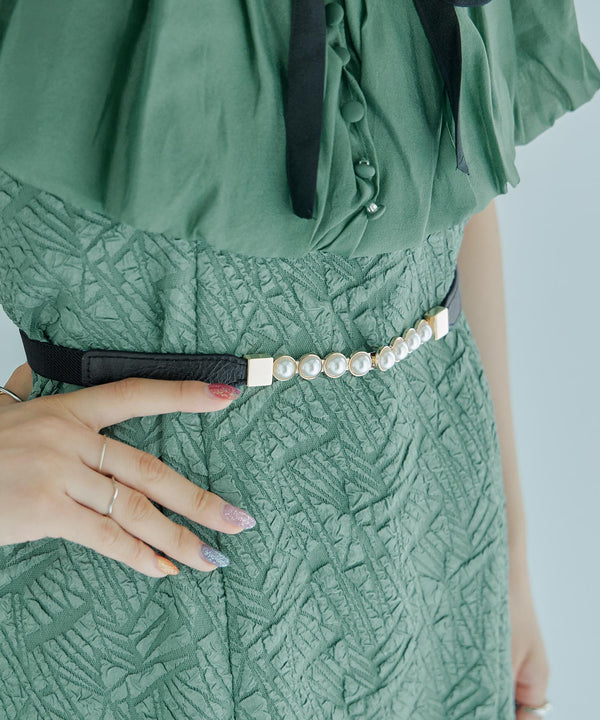 {"color":"\u30d6\u30e9\u30c3\u30af","info":""}