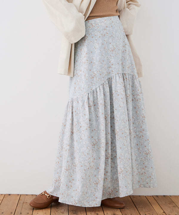 {"color":"\u30b5\u30c3\u30af\u30b9","info":"model\uff1aH163.5cm size\uff1aM"}