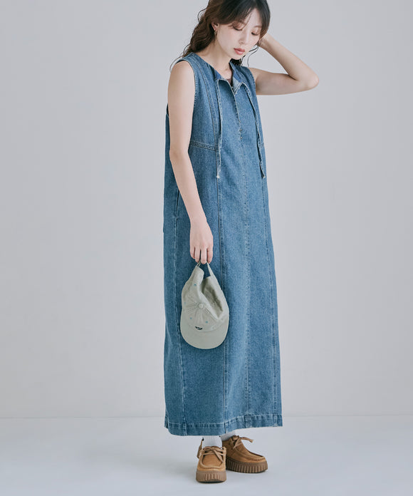 {"color":"\u30d6\u30eb\u30fc","info":"model\uff1aH166cm size\uff1aF"}