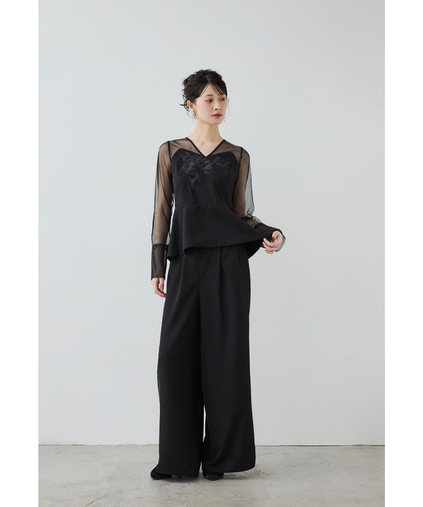 {"color":"\u30d6\u30e9\u30c3\u30af","info":"model\uff1aH166cm size\uff1aM"}