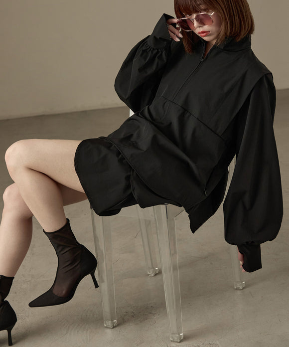{"color":"\u30d6\u30e9\u30c3\u30af","info":"model\uff1aH158cm size\uff1aM"}
