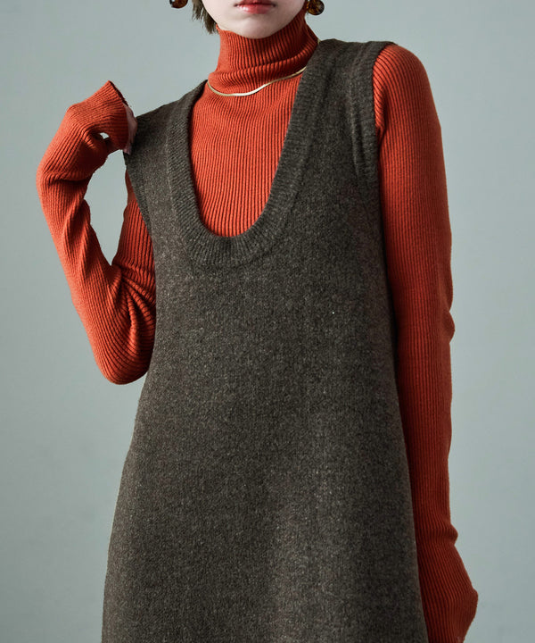 {"color":"\u30d6\u30e9\u30a6\u30f3","info":"model\uff1aH158cm size\uff1aM"}