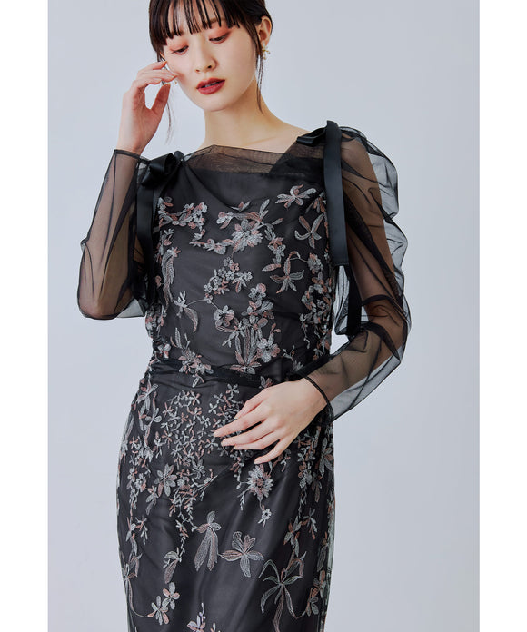 {"color":"\u30d6\u30e9\u30c3\u30af","info":"model\uff1aH166cm size\uff1aM"}