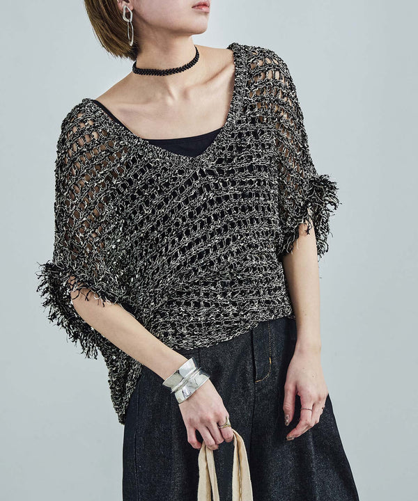 {"color":"\u30d6\u30e9\u30c3\u30af","info":"model\uff1aH158cm size\uff1aM"}