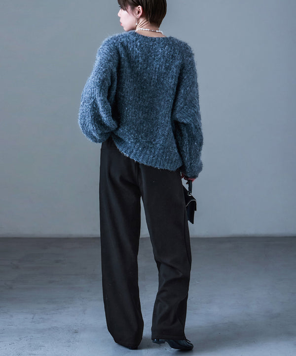 {"color":"\u30d6\u30e9\u30c3\u30af","info":"model\uff1aH158cm size\uff1aM"}