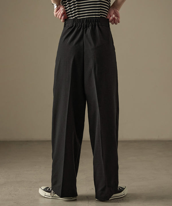 {"color":"\u30d6\u30e9\u30c3\u30af","info":"model\uff1aH158cm size\uff1aM"}