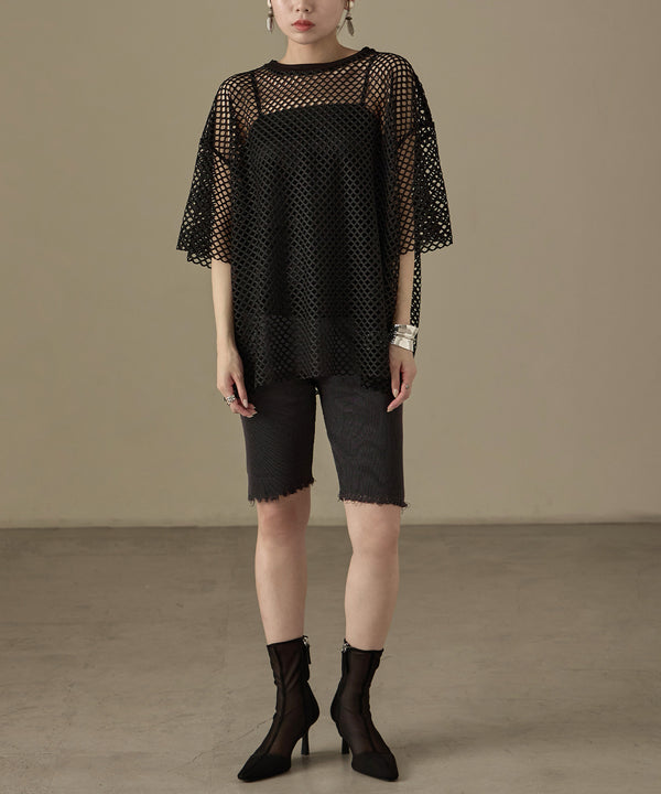 {"color":"\u30d6\u30e9\u30c3\u30af","info":"model\uff1aH158cm size\uff1aM"}