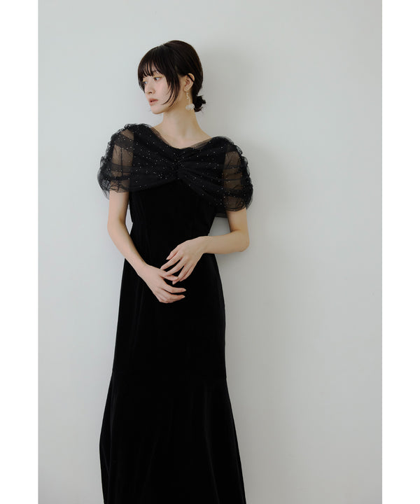 {"color":"\u30d6\u30e9\u30c3\u30af","info":"model\uff1aH166cm size\uff1aM"}