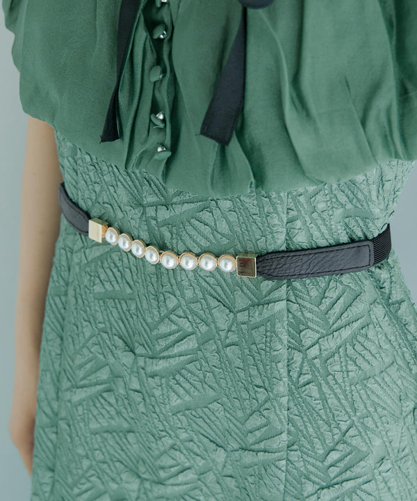 {"color":"\u30d6\u30e9\u30c3\u30af","info":""}