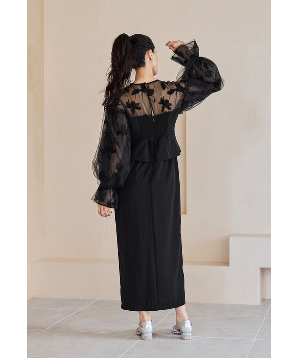 {"color":"\u30d6\u30e9\u30c3\u30af","info":"model\uff1aH165cm size\uff1aM"}