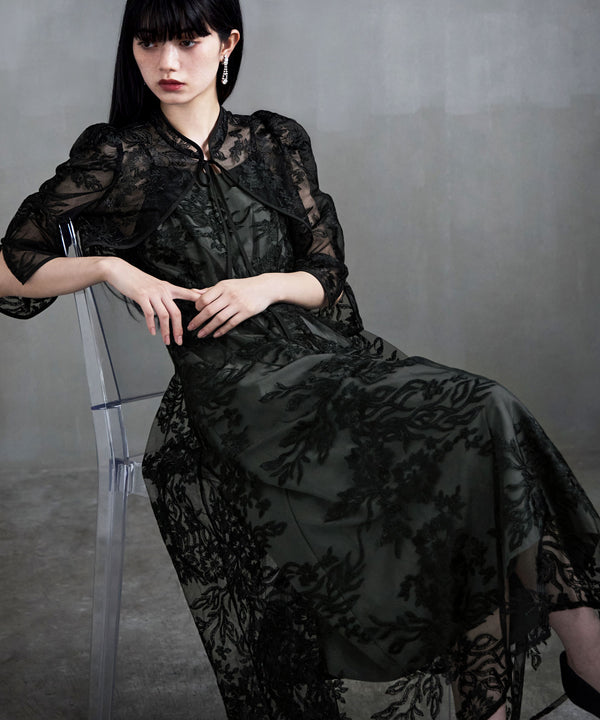 {"color":"\u30d6\u30e9\u30c3\u30af","info":"model\uff1aH163cm size\uff1aM"}