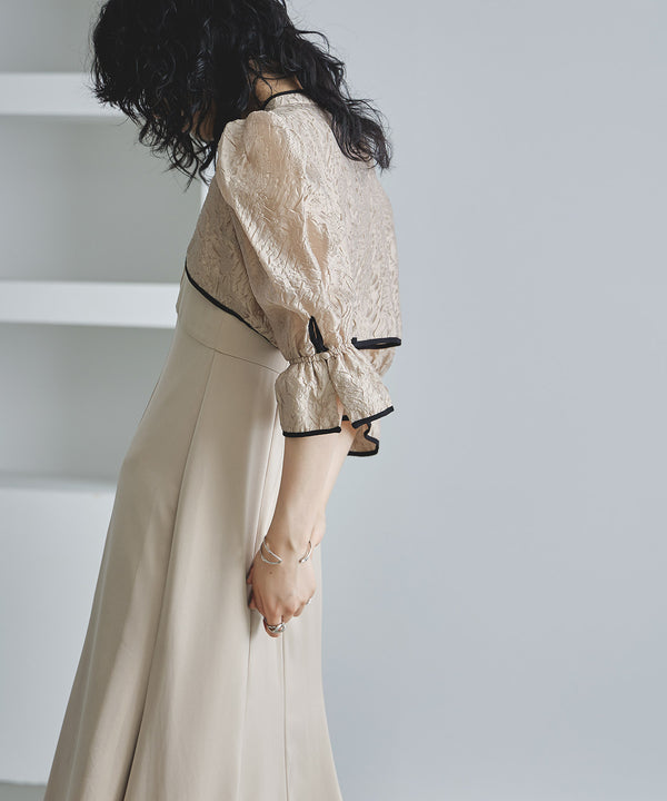 {"color":"\u30d9\u30fc\u30b8\u30e5","info":"model\uff1aH167cm size\uff1aM"}
