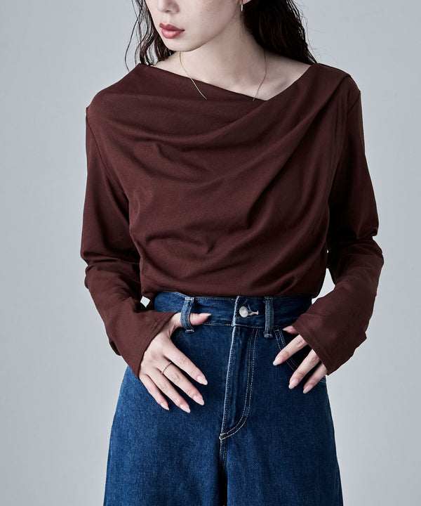 {"color":"\u30d6\u30e9\u30a6\u30f3","info":"model\uff1aH166cm size\uff1aM"}