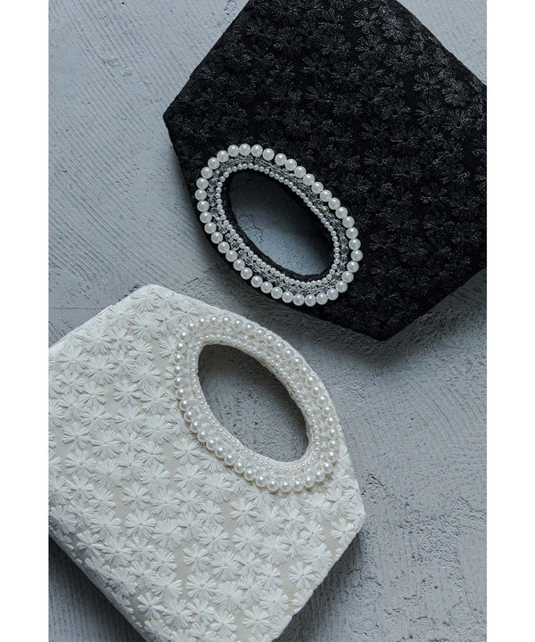 {"color":"","info":""}