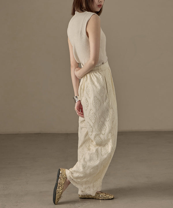 {"color":"\u30a2\u30a4\u30dc\u30ea\u30fc","info":"model\uff1aH158cm size\uff1aM"}