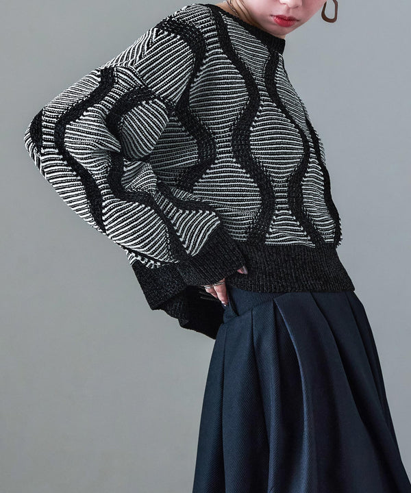 {"color":"\u30d6\u30e9\u30c3\u30af","info":"model\uff1aH158cm size\uff1aM"}