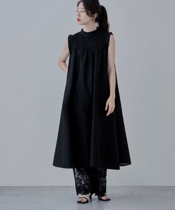 {"color":"\u30d6\u30e9\u30c3\u30af","info":"model\uff1aH166cm size\uff1aM"}