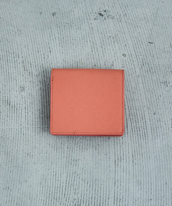 {"color":"\u30b5\u30fc\u30e2\u30f3\u30d4\u30f3\u30af","info":""}