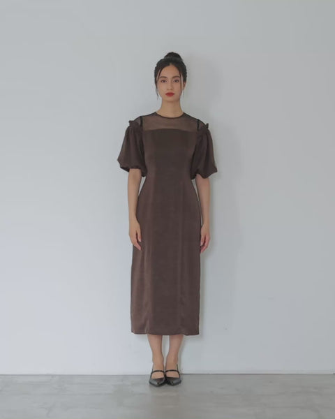 {"color":"\u30c0\u30fc\u30af\u30d6\u30e9\u30a6\u30f3","info":"model\uff1aH165cm size\uff1aM"}