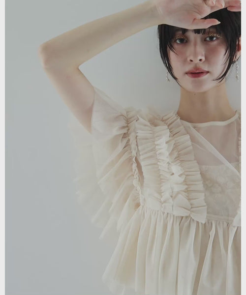 {"color":"\u30d9\u30fc\u30b8\u30e5","info":"model\uff1aH166cm size\uff1aM"}
