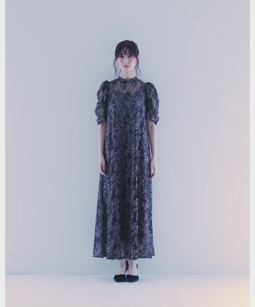 {"color":"\u30d6\u30e9\u30c3\u30af","info":"model\uff1aH166cm size\uff1aM"}