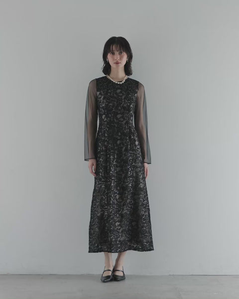 {"color":"\u30d6\u30e9\u30c3\u30af","info":"model\uff1aH166cm size\uff1aM"}