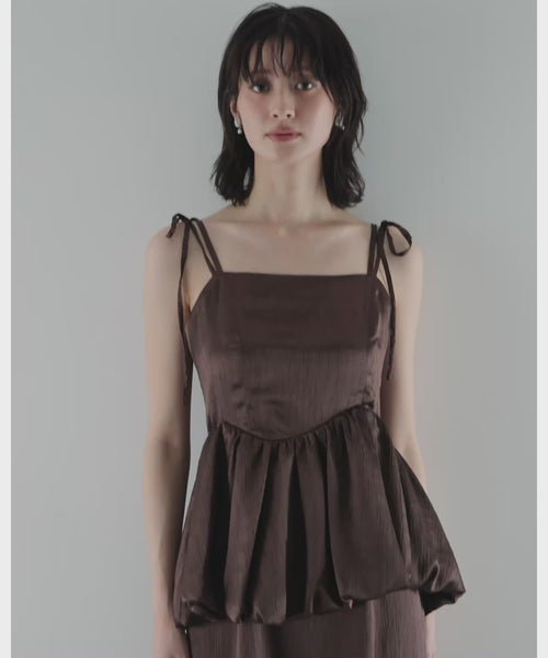 {"color":"\u30d6\u30e9\u30a6\u30f3","info":"model\uff1aH166cm size\uff1aM"}