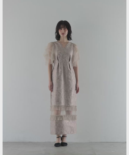 {"color":"\u30d4\u30f3\u30af\u30d9\u30fc\u30b8\u30e5","info":"model\uff1aH166cm size\uff1aM"}