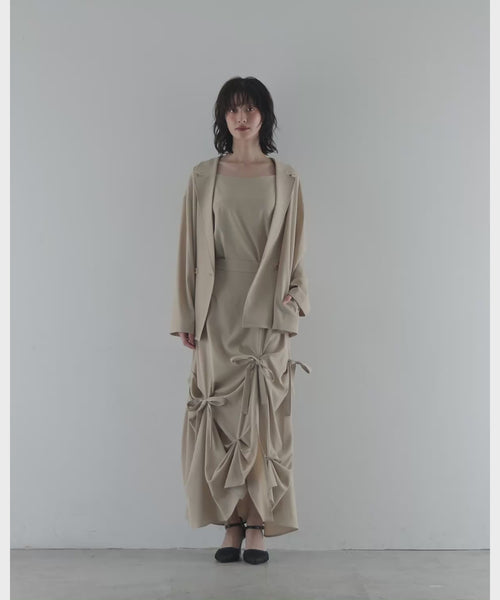 {"color":"\u30a4\u30a8\u30ed\u30fc","info":"model\uff1aH166cm size\uff1aM"}