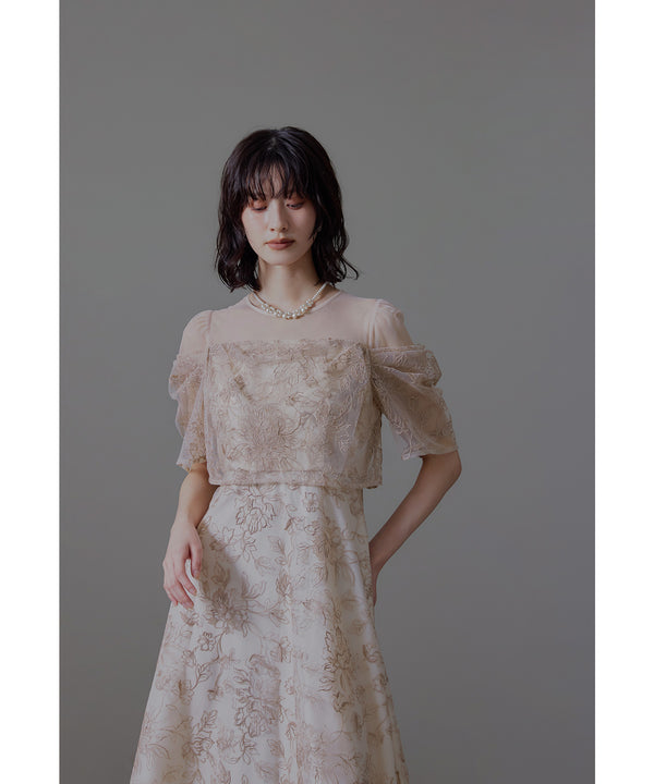 {"color":"\u30d4\u30f3\u30af\u30d9\u30fc\u30b8\u30e5","info":"model\uff1aH166cm size\uff1aM"}