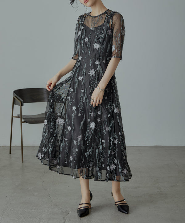 {"color":"\u30d6\u30e9\u30c3\u30af","info":"model\uff1aH167cm size\uff1aM"}