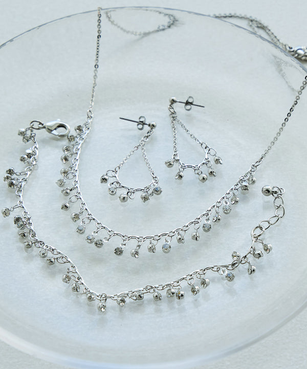 {"color":"","info":""}