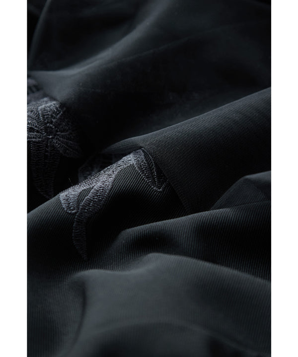 {"color":"","info":""}