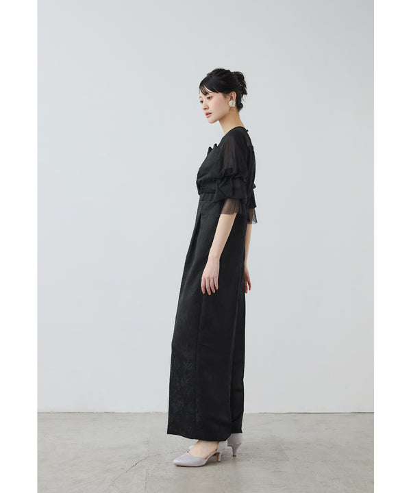 {"color":"\u30d6\u30e9\u30c3\u30af","info":"model\uff1aH166cm size\uff1aM"}