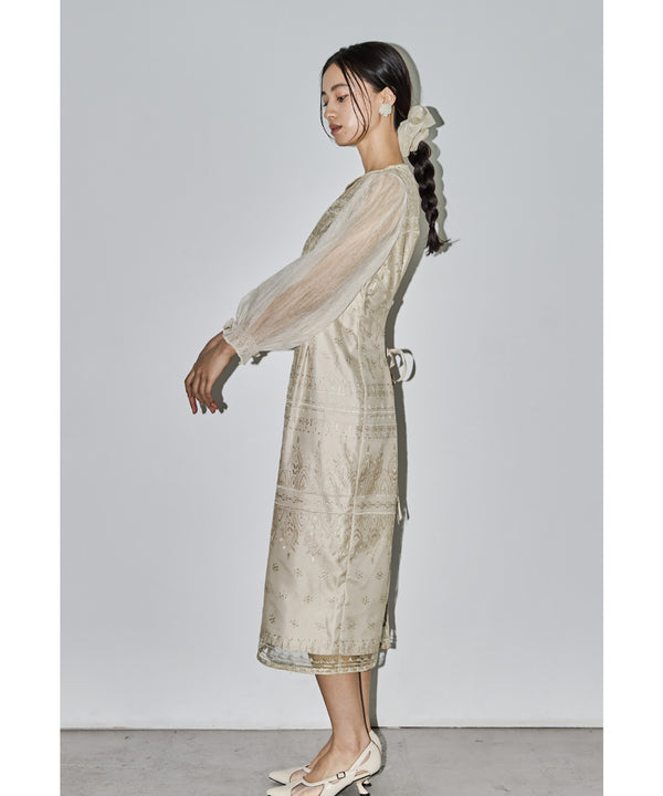 {"color":"\u30d9\u30fc\u30b8\u30e5","info":"model\uff1aH165cm size\uff1aM"}