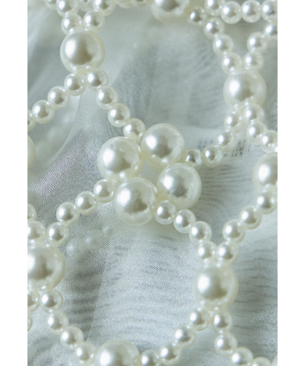 {"color":"\u30db\u30ef\u30a4\u30c8","info":""}