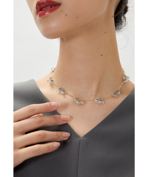 {"color":"\u30b7\u30eb\u30d0\u30fc","info":""}