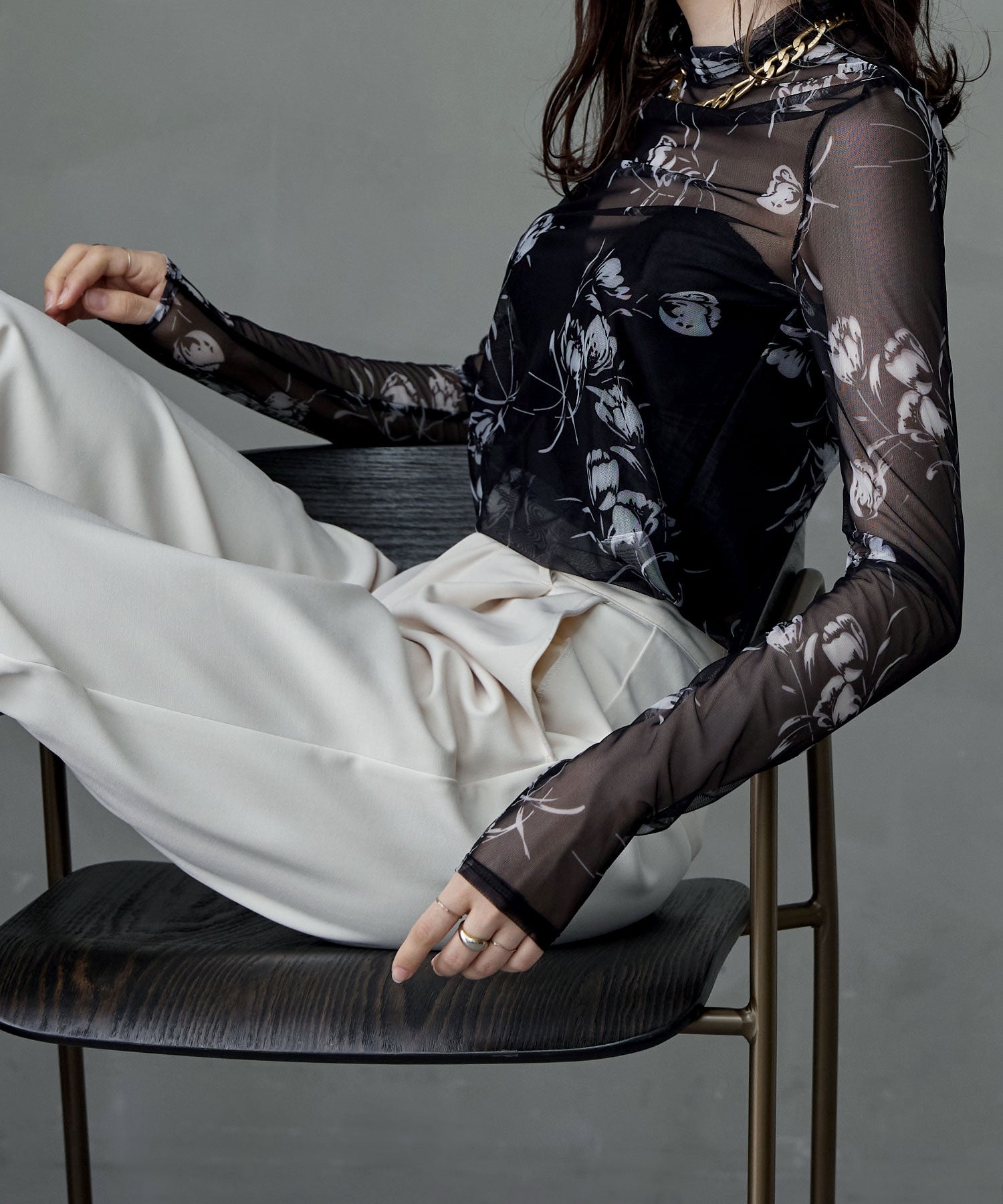 Riiiii☆様 新品un3dCOLOR BLOCK SHEER TOP 花柄シアーボトルネックトップス｜Tシャツ - etoll.