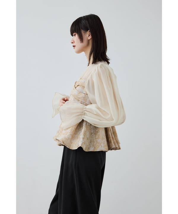 {"color":"\u30d9\u30fc\u30b8\u30e5","info":"model\uff1aH166cm size\uff1aM"}