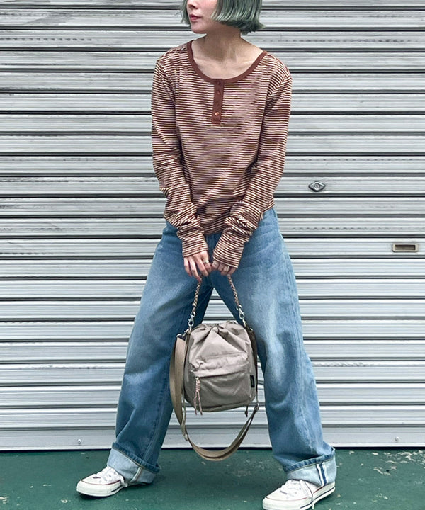 {"color":"\u30d9\u30fc\u30b8\u30e5","info":"model\uff1aH155cm size\uff1aF"}
