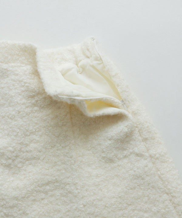 {"color":"","info":""}