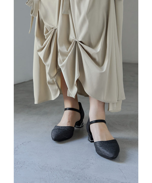 {"color":"\u30d6\u30e9\u30c3\u30af","info":""}