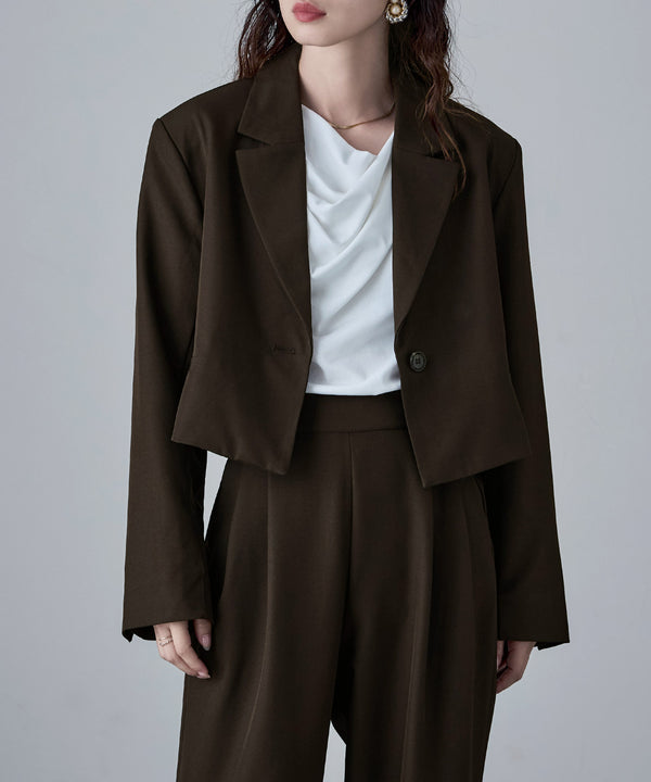 {"color":"\u30d6\u30e9\u30a6\u30f3","info":"model\uff1aH166cm size\uff1aM"}