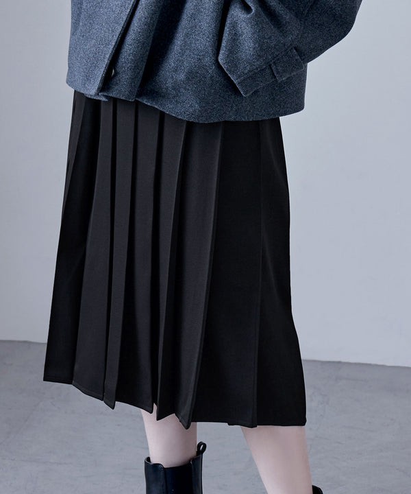 {"color":"\u30d6\u30e9\u30c3\u30af","info":"model\uff1aH170cm size\uff1aM"}